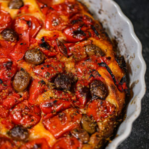 2023-05-02-Focaccia_Barese-web-E27A9626-4480 x 6720